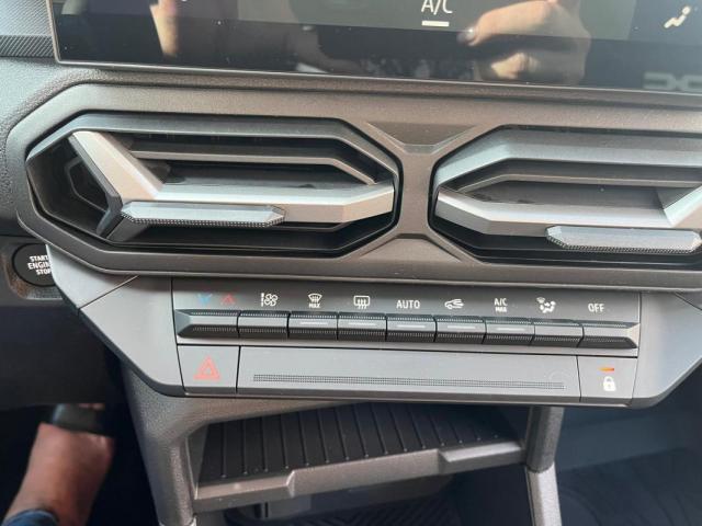 Dacia Duster image 2