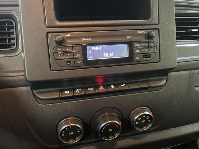 Renault Master image 6