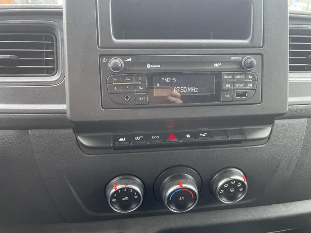 Renault Master image 3