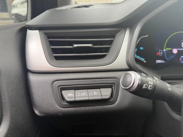 Renault Captur image 1