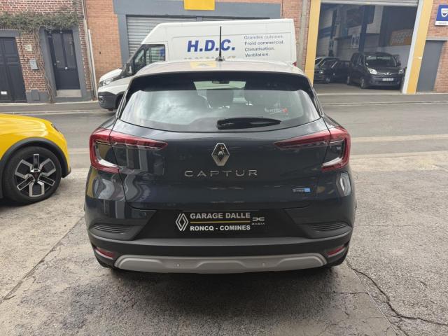 Renault Captur image 8