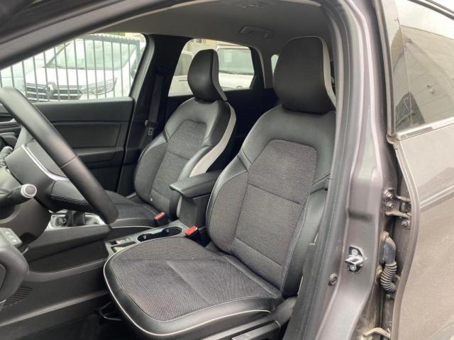 Renault Captur image 1