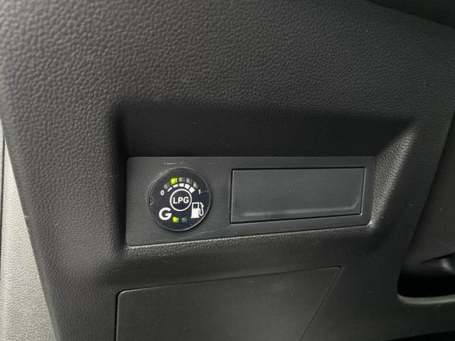 Renault Captur image 9