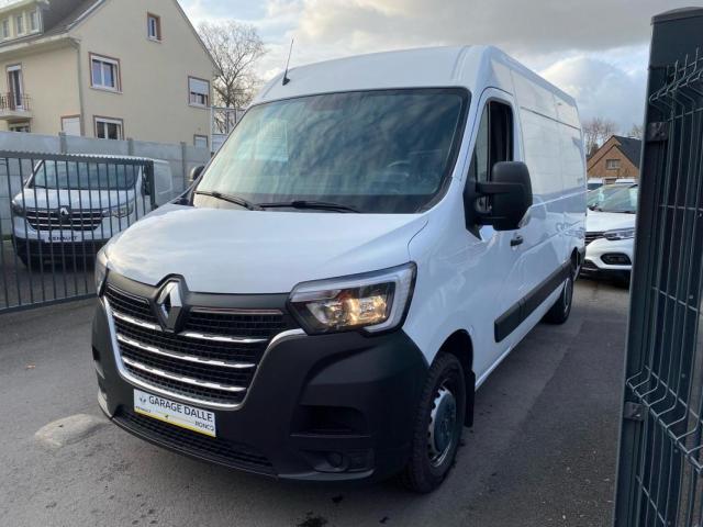 Renault Master image 2
