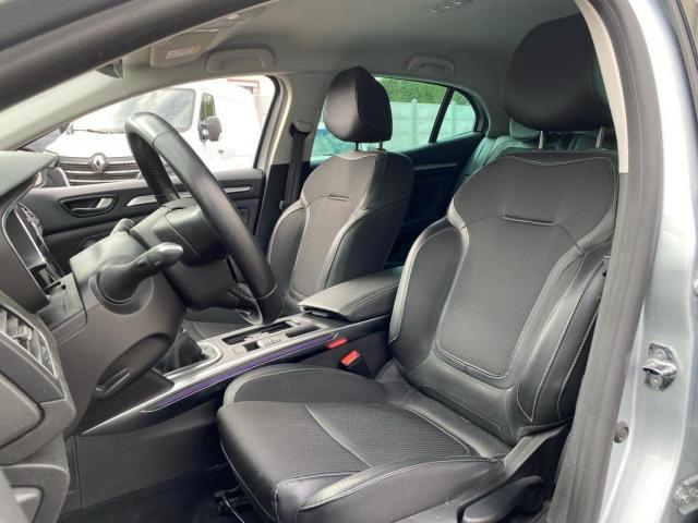 Renault Mégane image 2