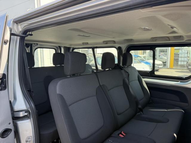Renault Trafic image 9