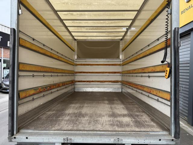 Renault Master image 4