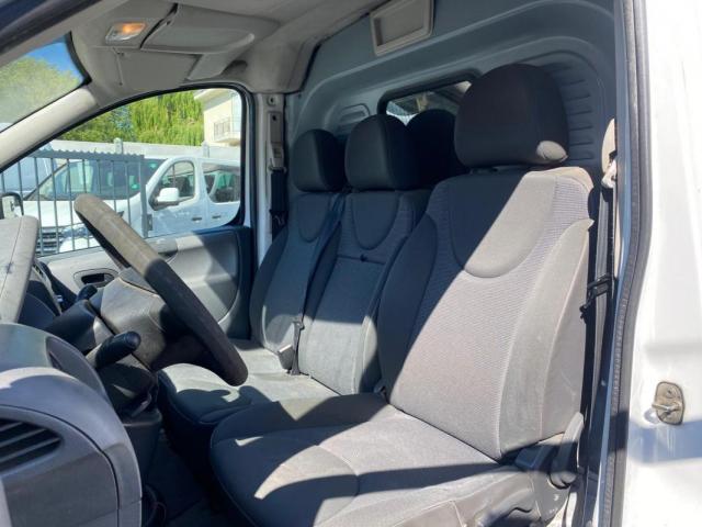 Citroen Jumpy image 9
