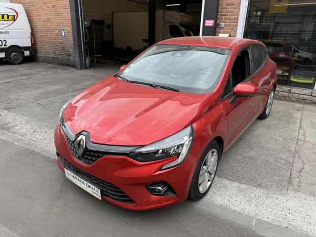 Renault Clio image 8