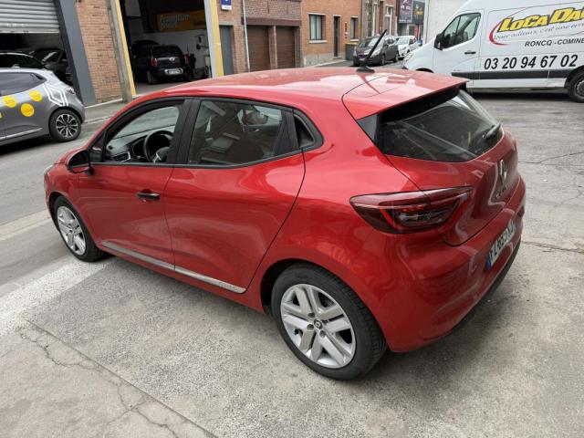 Renault Clio image 2