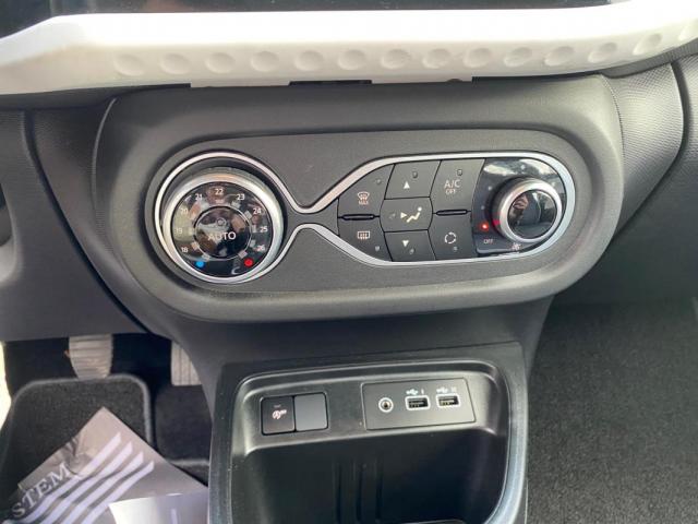 Renault Twingo image 4