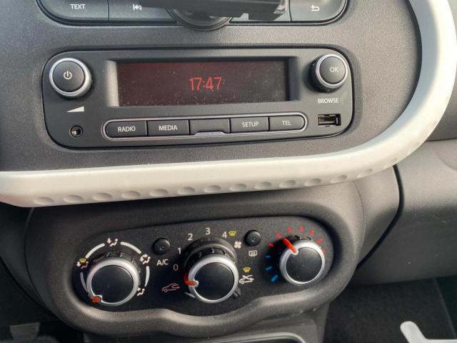 Renault Twingo image 9