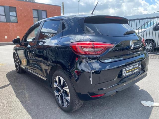 Renault Clio image 6