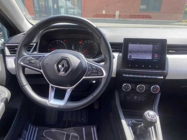 Renault Clio image 2