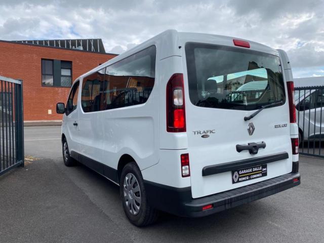 Renault Trafic image 9