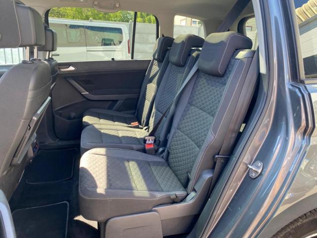 Volkswagen Touran image 3