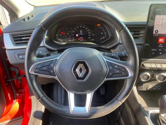 Renault Captur image 9