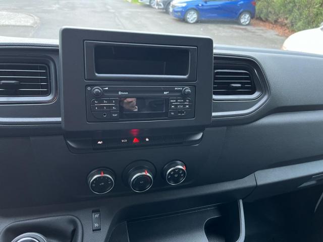 Renault Master image 6