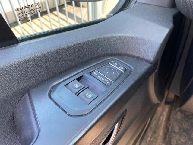 Renault Trafic image 1