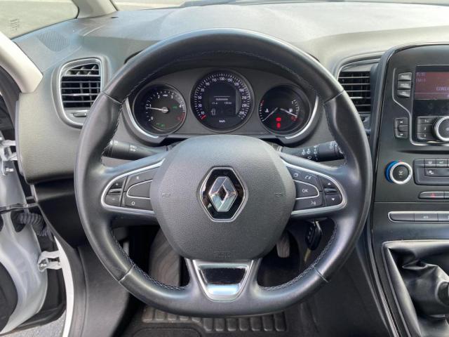 Renault Scénic image 3