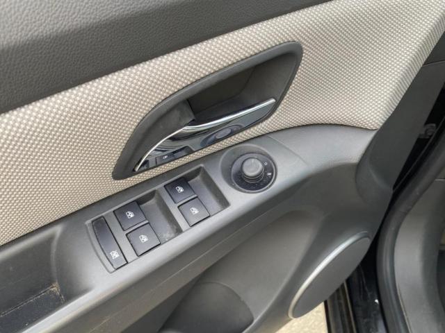 Chevrolet Cruze image 6