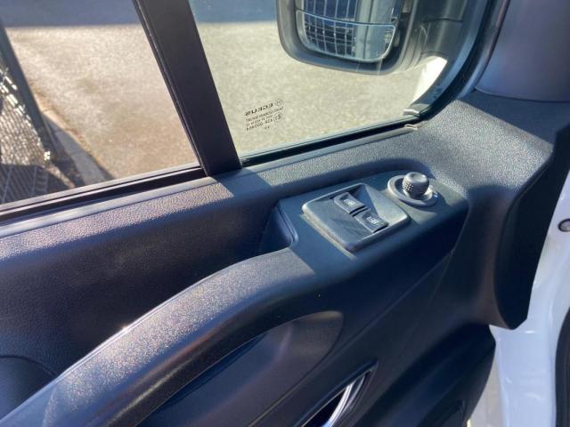Renault Trafic image 5