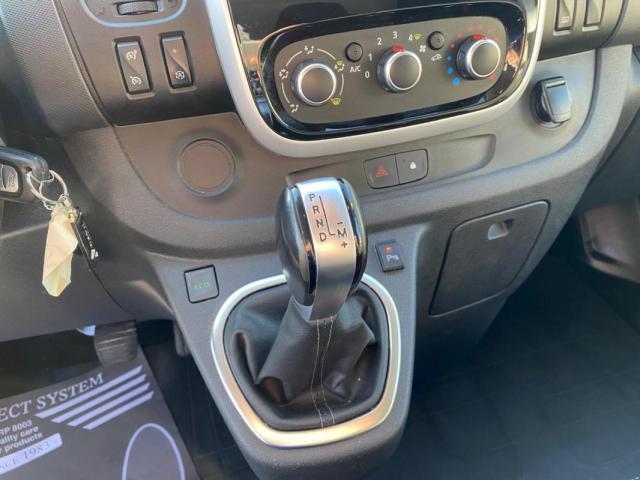 Renault Trafic image 3