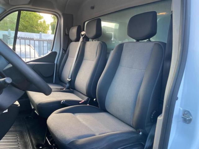 Renault Master image 3