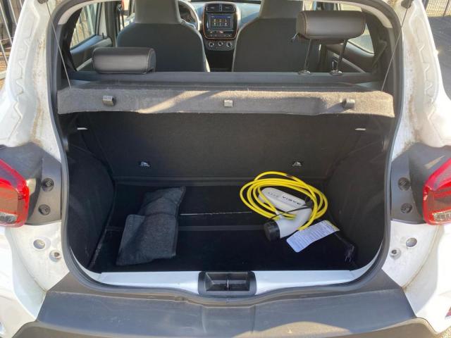 Dacia Spring image 2
