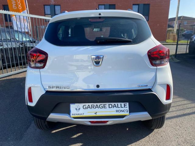 Dacia Spring image 4