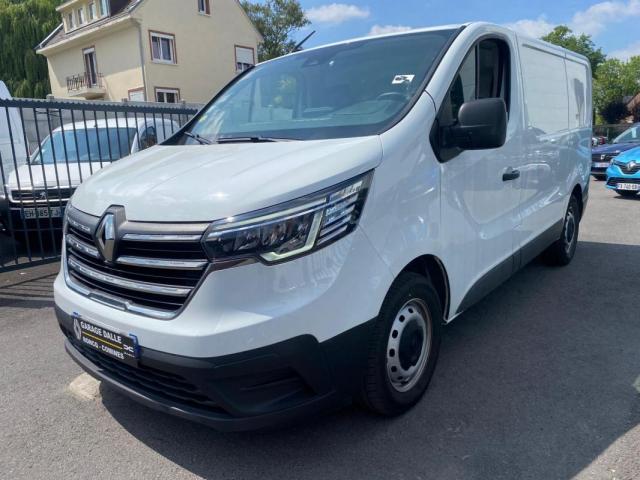 Renault Trafic image 8