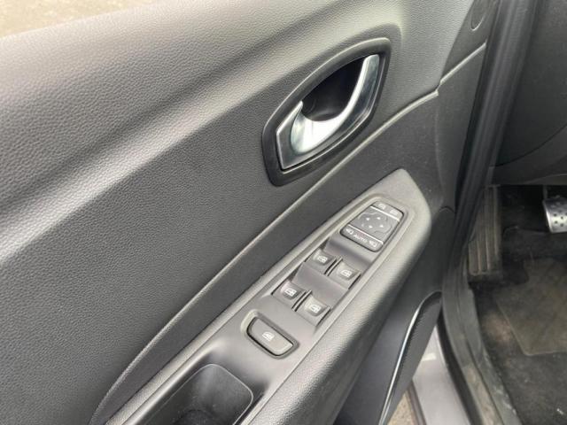 Renault Captur image 7