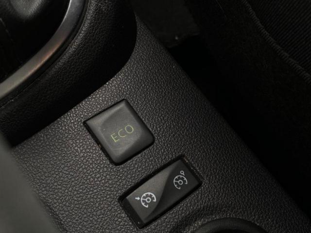Renault Captur image 2