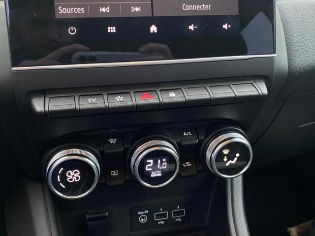 Renault Captur image 6