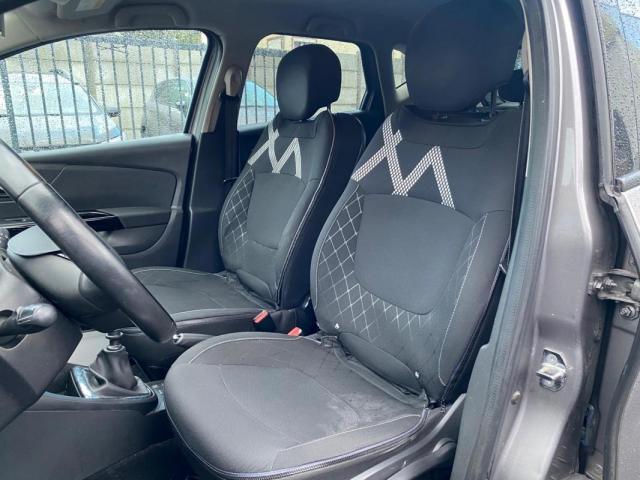 Renault Captur image 3