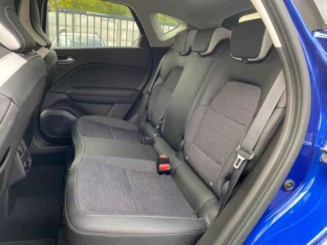 Renault Captur image 1