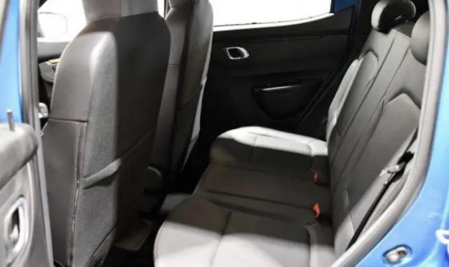 Dacia Spring image 1