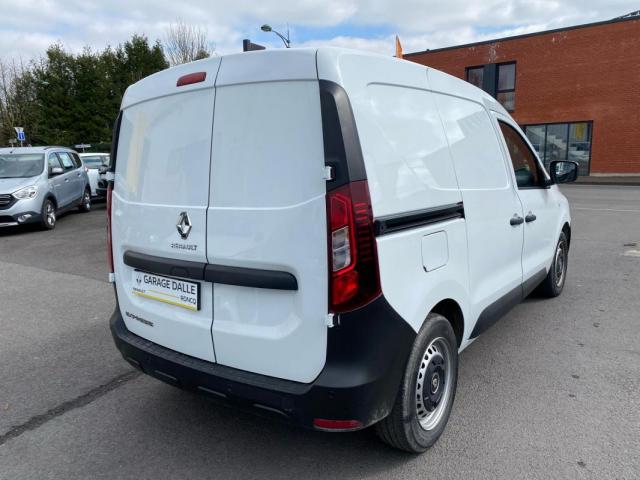 Renault Express image 2