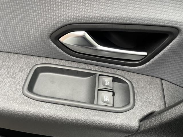 Renault Express image 3