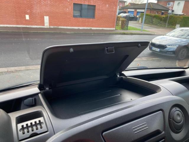 Renault Master image 7