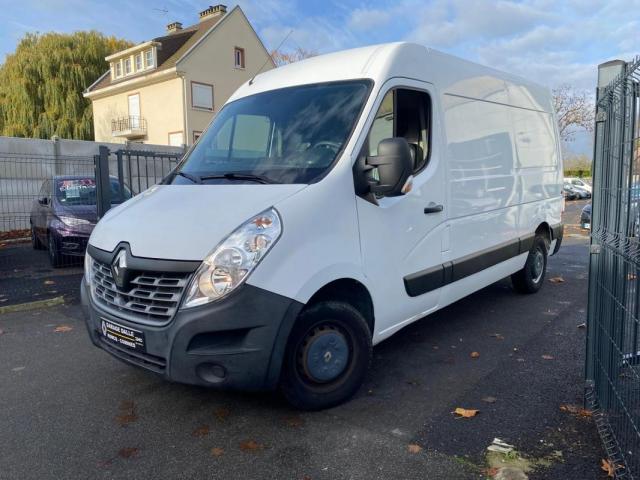 Renault Master image 2