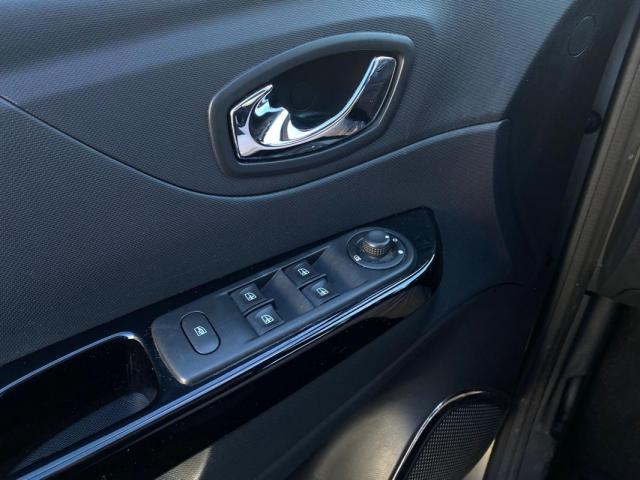 Renault Captur image 9