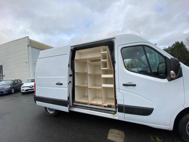 Renault Master image 9