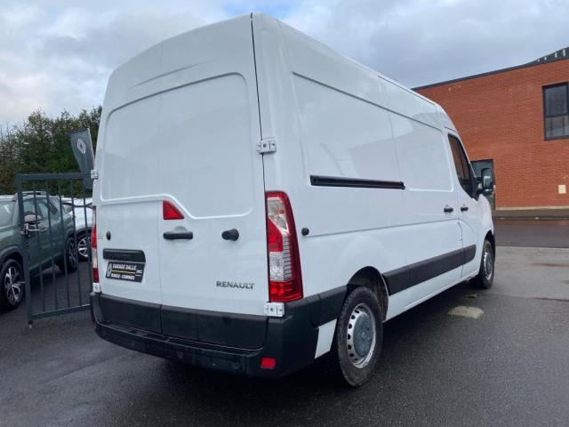 Renault Master image 3
