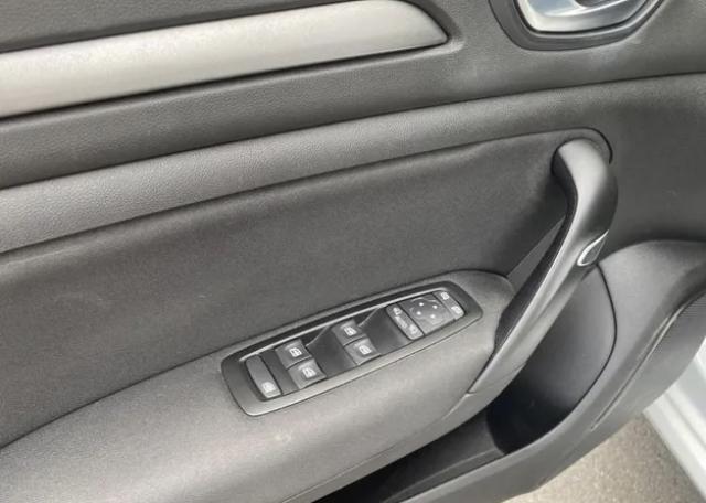 Renault Mégane image 9