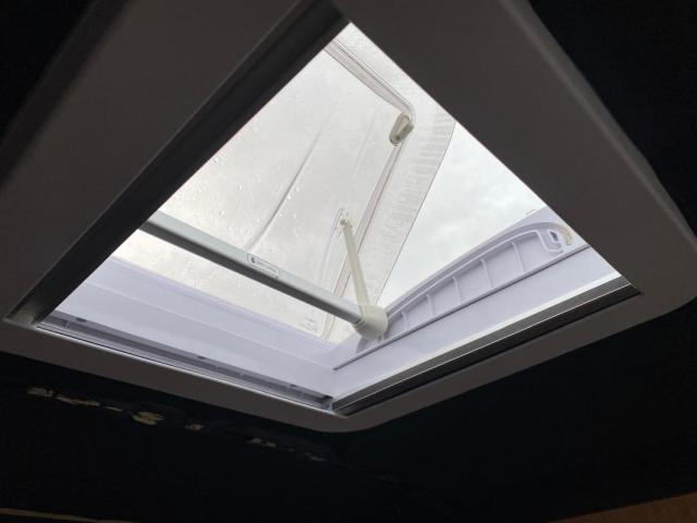 Renault Master image 9