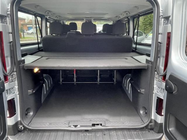 Renault Trafic image 7