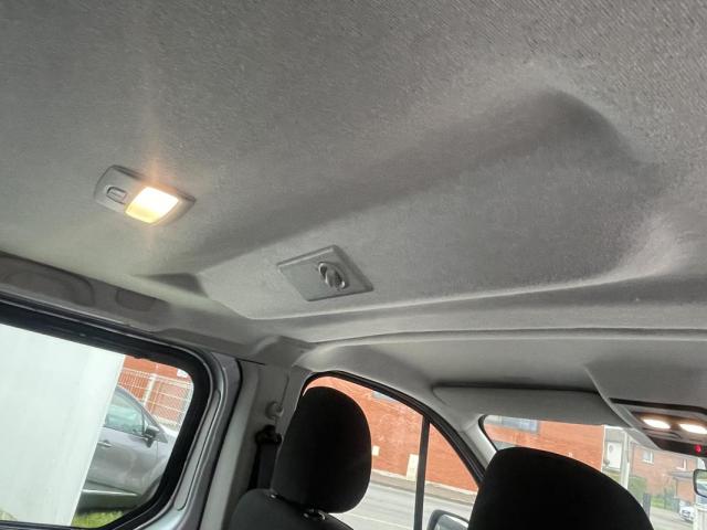 Renault Trafic image 5