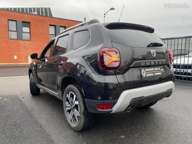 Dacia Duster image 4