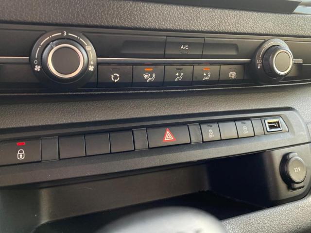 Peugeot Expert image 3